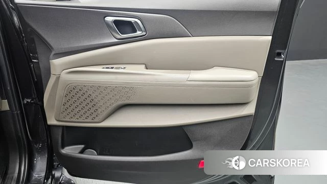 Kia The New Carnival 4th Generation id 4432860 из Кореи 17