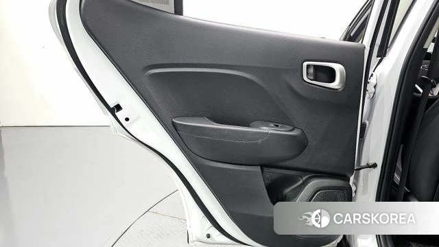 Hyundai Venue id 4416345 из Кореи 17