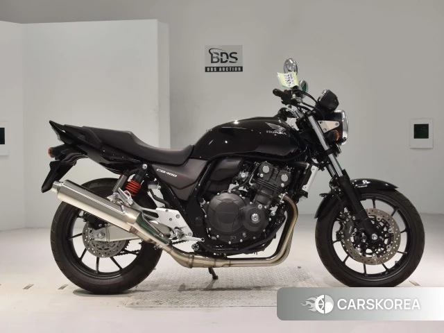 Проданный Honda CB400SF ABS 2022 из Японии, фото 2