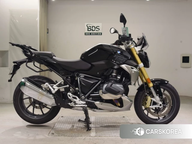 Проданный BMW R1250R 2023 из Японии