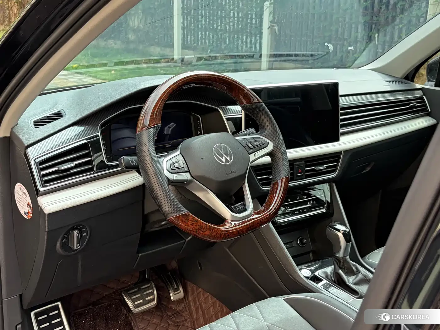 Volkswagen Tiguan L id 4680630 из Китая 17