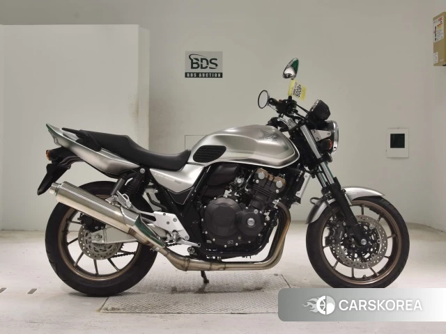 Проданный Honda CB400SF ABS 2020 из Японии