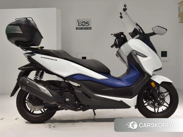 Проданный Honda FORZA 2018 из Японии