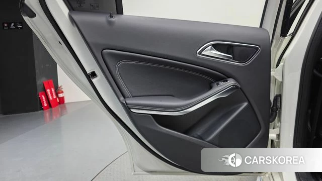 Mercedes-Benz A-Class W176 id 4722569 из Кореи 17