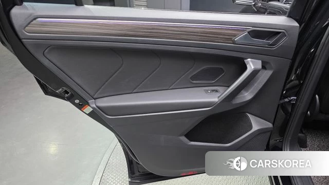 Volkswagen Tiguan Allspace id 4281200 из Кореи 17