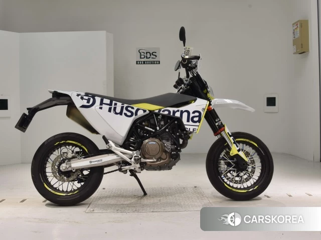 Проданный Husqvarna 701 SUPERMOTO 2020 из Японии