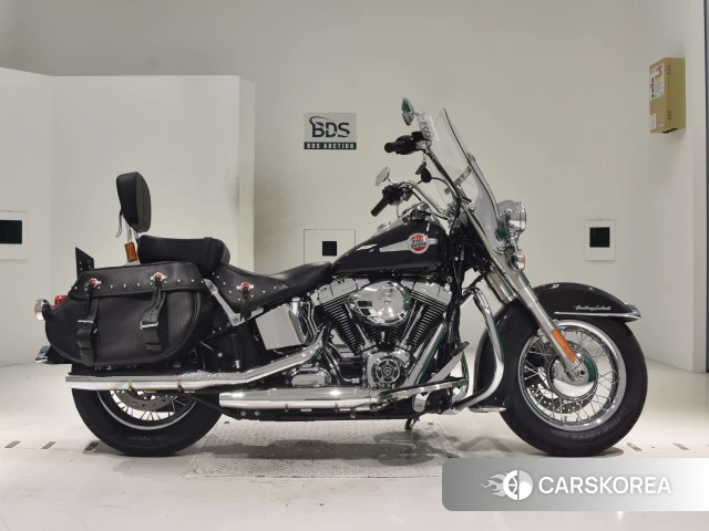 Проданный Harley-Davidson Heritage Softail Classic FLSTC1690 2016 из Японии