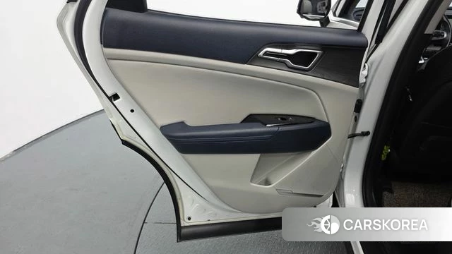 Kia Sportage 5th Generation Hybrid id 4676560 из Кореи 17