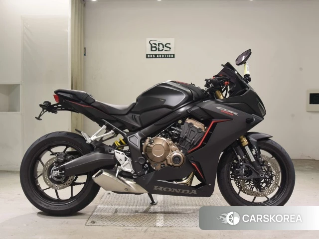 Проданный Honda CBR650R id 4176727 из Японии