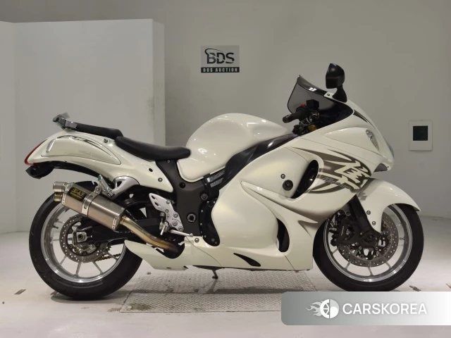 Проданный Suzuki GSX1300R HAYABUSA 2011 из Японии, фото 2