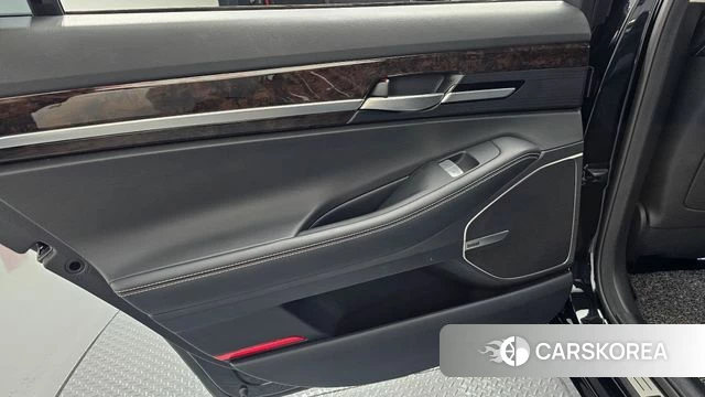 Genesis G90 id 4434482 из Кореи 17