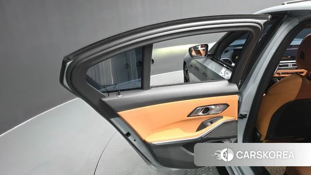 BMW 3 Series (G20) id 4675333 из Кореи 17