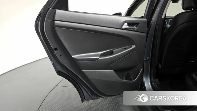 Hyundai All New Tucson id 4295231 из Кореи 17