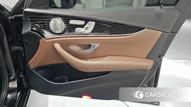 Mercedes-Benz E-Class W213 id 4535149 из Кореи 17