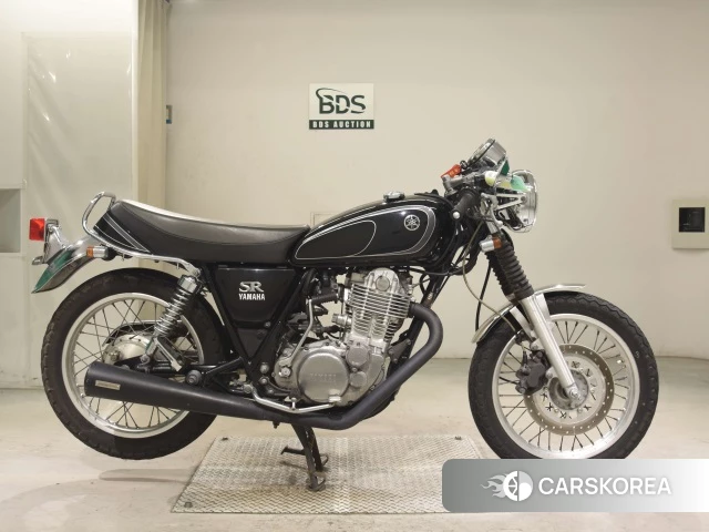 Проданный Yamaha SR 400 2012 из Японии