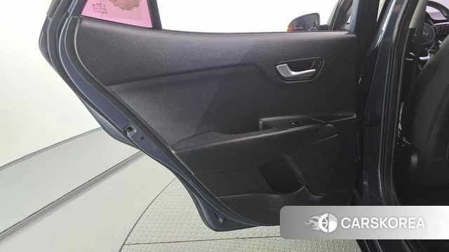 Kia Stonic id 4770833 из Кореи 17