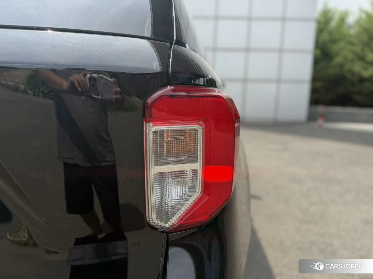 Ford Explorer id 4479683 из Китая 17