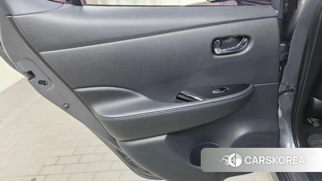 Nissan Leaf (ZE1) id 4615099 из Кореи 17