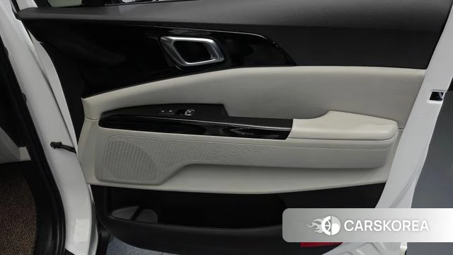 Kia Carnival 4th generation id 4224309 из Кореи 17