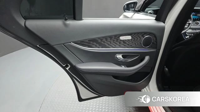Mercedes-Benz E-Class W213 id 4489065 из Кореи 17