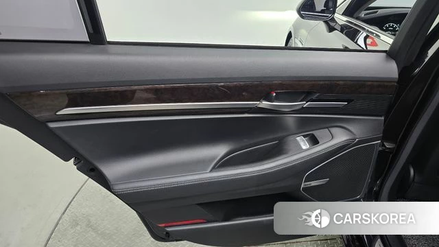Genesis G90 id 4317906 из Кореи 17