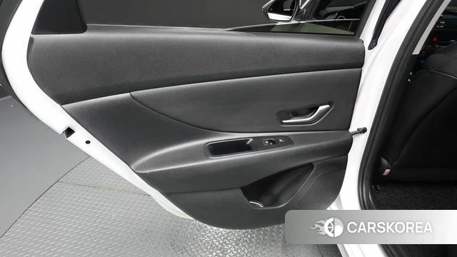 Hyundai Avante Hybrid (CN7) id 4572513 из Кореи 17