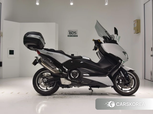 Проданный Yamaha T-MAX 530 DX id 4168073 из Японии