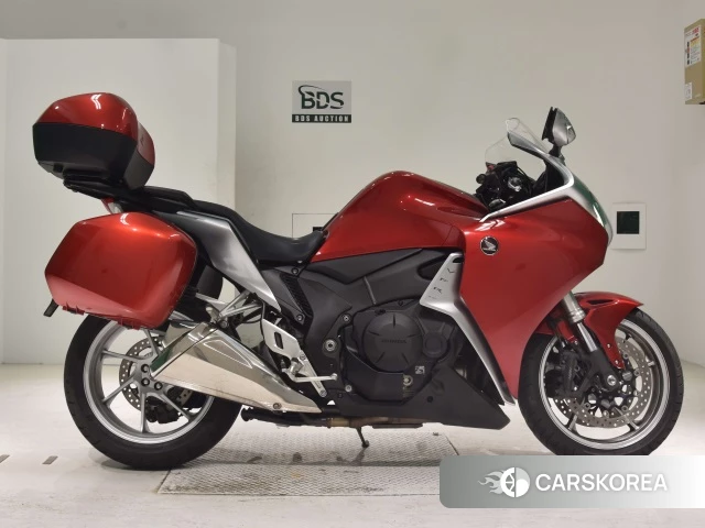 Проданный Honda VFR1200F 2011 из Японии