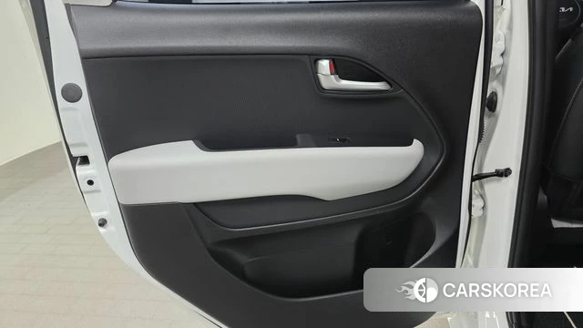 Kia The New Kia Ray id 4897732 из Кореи 17