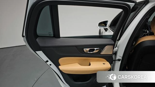 Volvo V60 Cross-Country 2nd Generation id 4617733 из Кореи 17