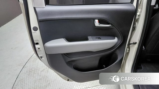 Kia The New Kia Ray id 4696508 из Кореи 17
