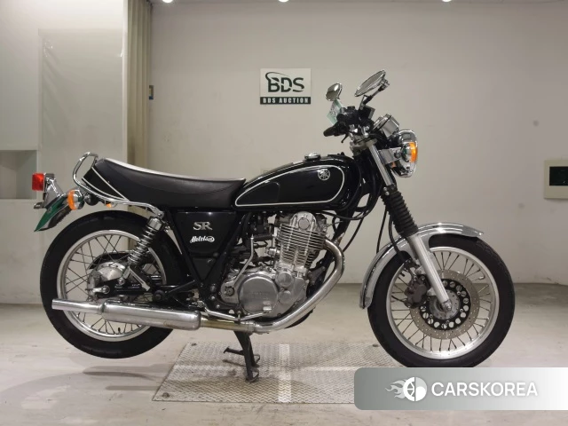 Проданный Yamaha SR 400 2011 из Японии