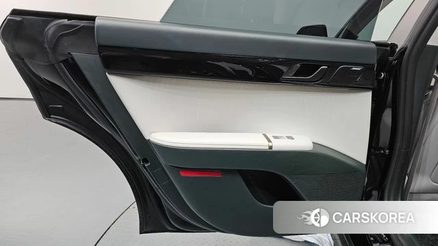 Hyundai Grandeur Hybrid (GN7) id 4585028 из Кореи 17