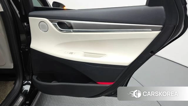 Hyundai The New Grandeur IG Hybrid id 4636535 из Кореи 17