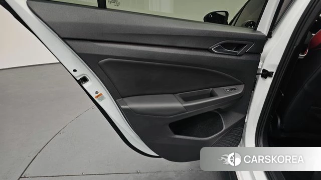 Volkswagen Golf 8th Generation id 4421712 из Кореи 17