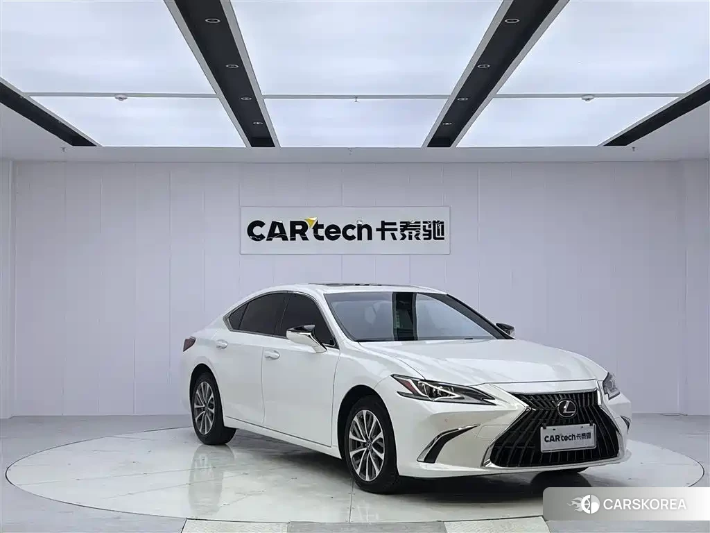Lexus ES id 4589090 из Китая 17
