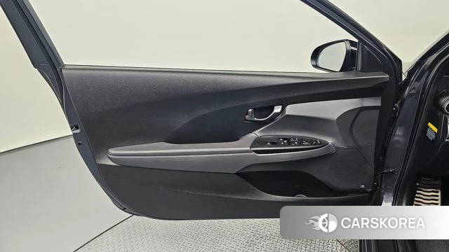 Hyundai Veloster (JS) id 4448165 из Кореи 17
