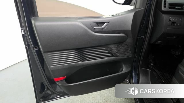Hyundai Staria id 4230829 из Кореи 17