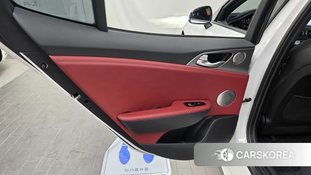 Kia Stinger id 4837181 из Кореи 17