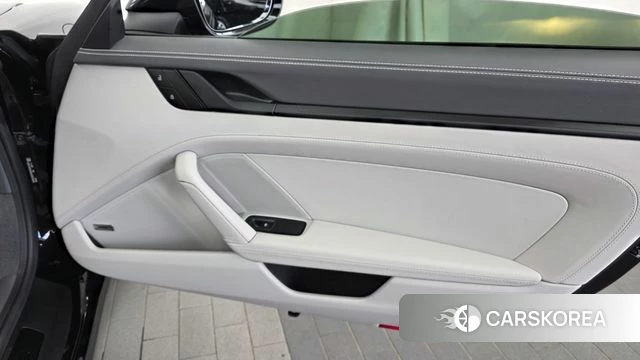 Porsche 911(992) id 4623699 из Кореи 17