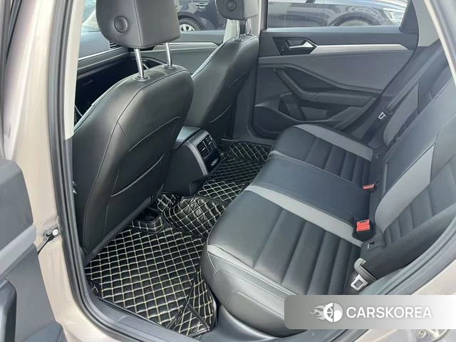 Volkswagen Sagitar id 4392021 из Китая 17