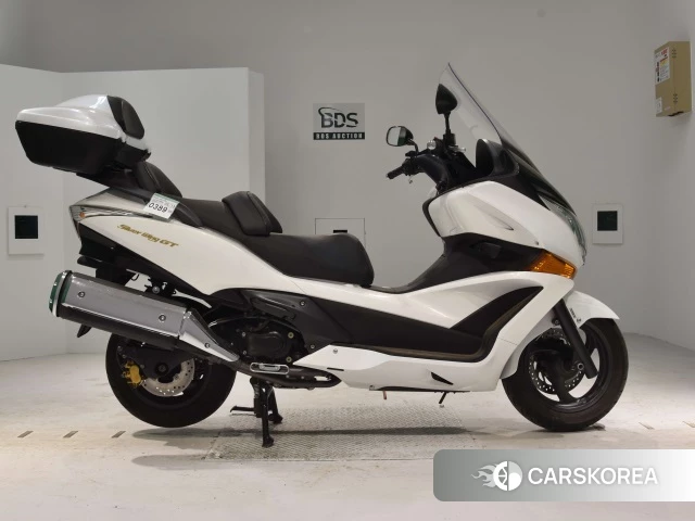 Проданный Honda SILVER WING 600 GT 2012 из Японии, фото 2
