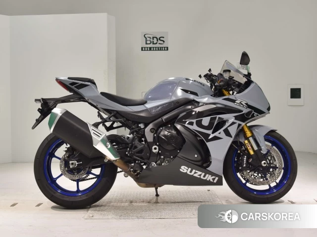 Проданный Suzuki GSX-R1000R ABS 2022 из Японии