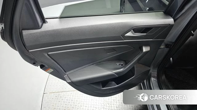 Volkswagen 7th Generation of Jetta id 4470127 из Кореи 17