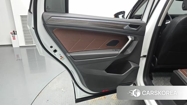 Volkswagen Tiguan Allspace id 4635562 из Кореи 17