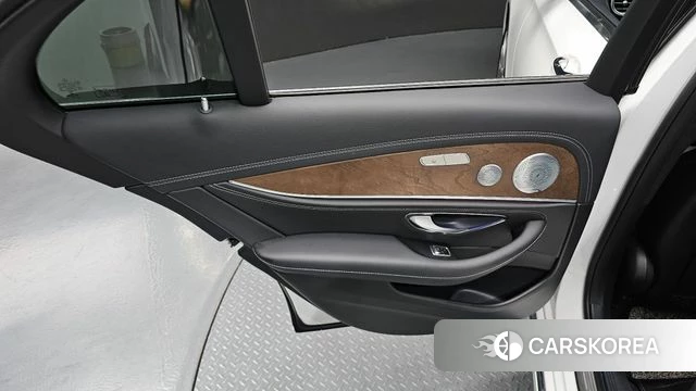 Mercedes-Benz E-Class W213 id 4530488 из Кореи 16