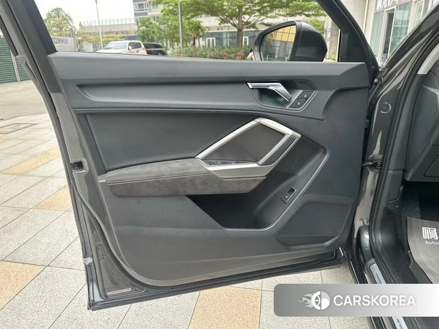 Audi Q3 id 4262187 из Китая 17