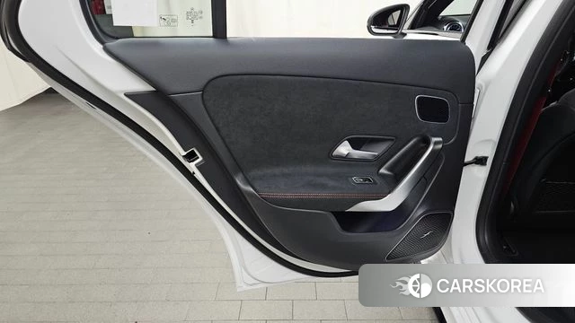 Mercedes-Benz A-Class W177 id 4578570 из Кореи 17
