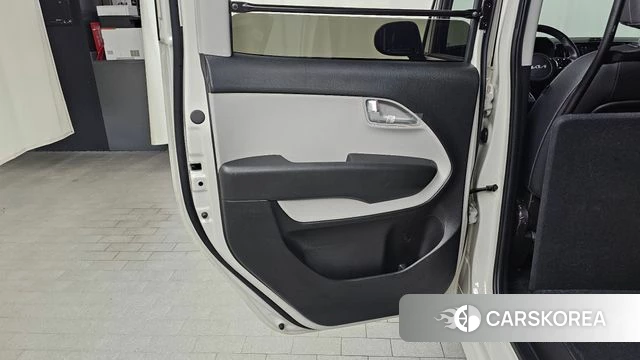 Kia The New Kia Ray EV id 4879945 из Кореи 17