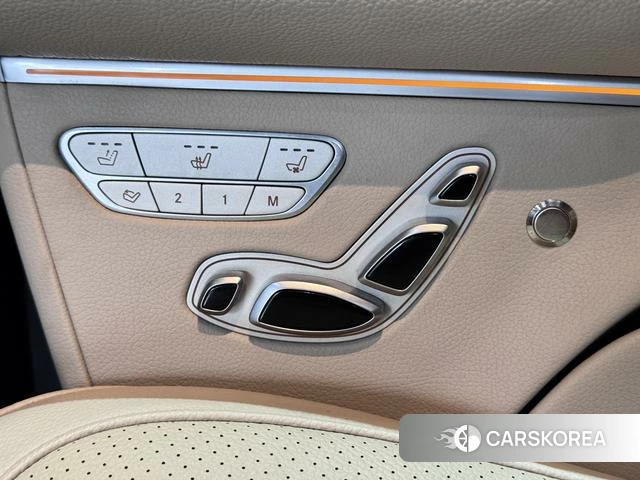 Mercedes-Benz V-class id 4333389 из Китая 17